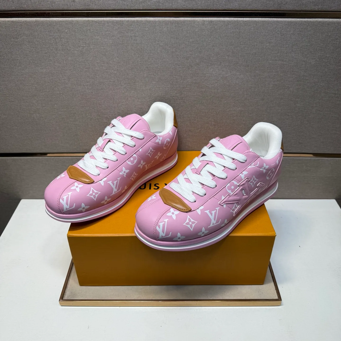 Men's men's shoes 💰pp560 [LV～] Men's casual shoes 2025z cabinet sales simultaneously 🔶Size: 38-44 #️⃣ 🔷4 colors🔜The upper is made of multi-material splicing➕Mesh lining, comfortable and breathable, sole: original comfortable and wear-resistant outsole, ⚠️real thing📱photographed🎬real thing is better📢📢📢
